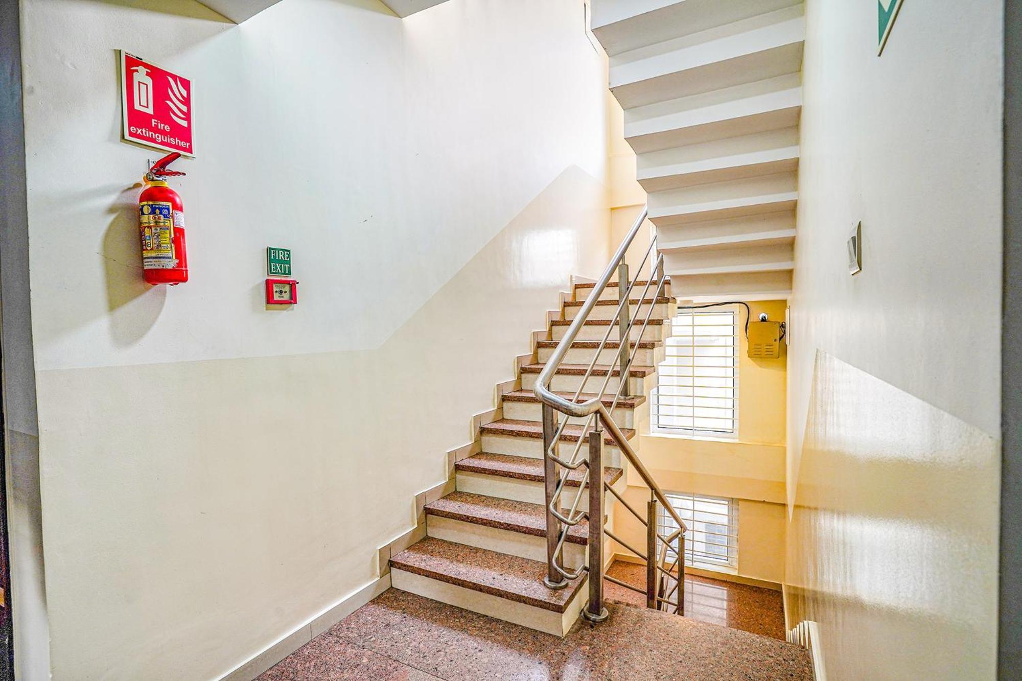 Fabhotel Sky View Palace - Marathahalli Outer Ring Road Bangalore Luaran gambar